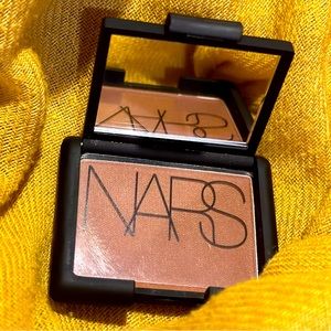 NARS Bronzer . 08 size bronzing Powder “Laguna “ (travel size)